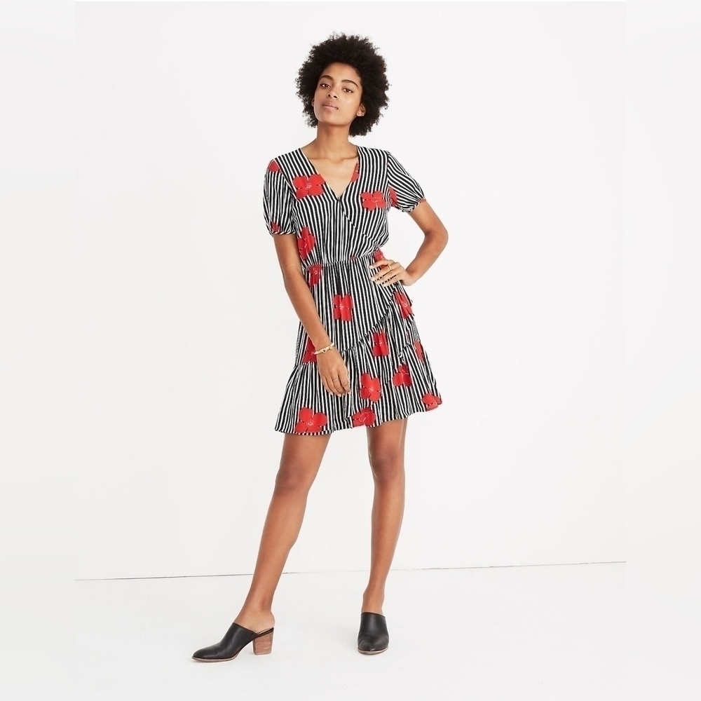 MADEWELL Ruffle-Wrap Dress in Candied Orchids, Color Floral Ashen Silver, Size 4